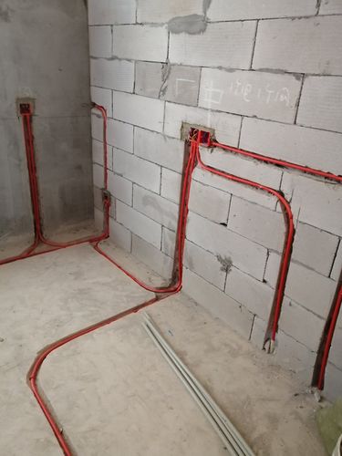 家庭装修时水电预埋怎么设计才能更省钱「房屋水电装修技巧视频」 MI家设计百科 家庭装修时水电预埋怎么设计才能更省钱「房屋水电装修技巧视频」 家庭装修时水电预埋怎么设计才能更省钱「房屋水电装修技巧视频」 MI家设计百科