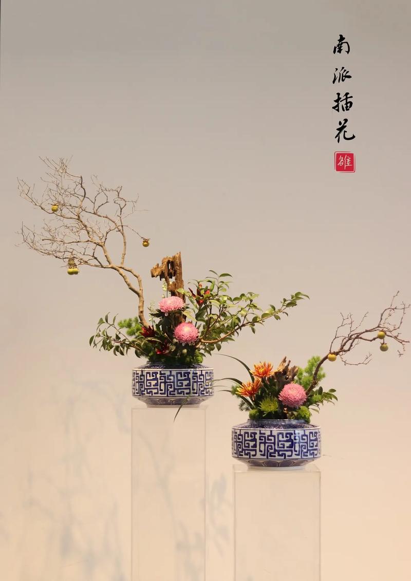 中式装修中鲜花的布局艺术,意境与和谐的完美融合 MI家设计百科 中式装修中鲜花的布局艺术,意境与和谐的完美融合 中式装修中鲜花的布局艺术,意境与和谐的完美融合 MI家设计百科