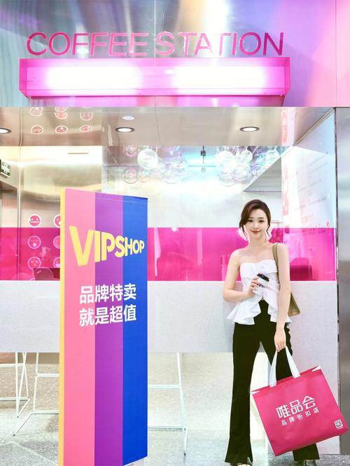 介绍唯品会装修,真实还原的购物天堂 MI家公司推荐 介绍唯品会装修,真实还原的购物天堂 介绍唯品会装修,真实还原的购物天堂 MI家公司推荐